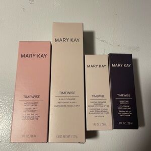 Mary Kay Timewise Antioxidant Moisturizer in Pink